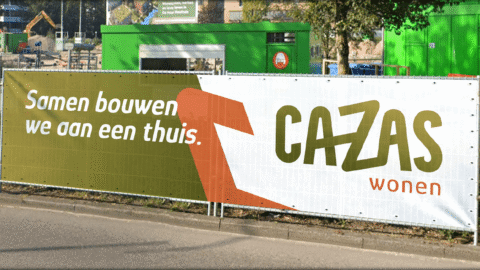 Nieuwe identiteit op een hekbanner
