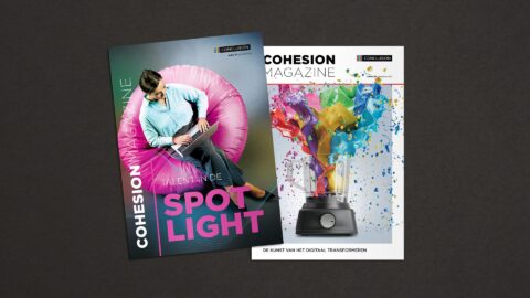 Afbeelding van het magazine met feller kleuren en de pay off 'Spot Light'.