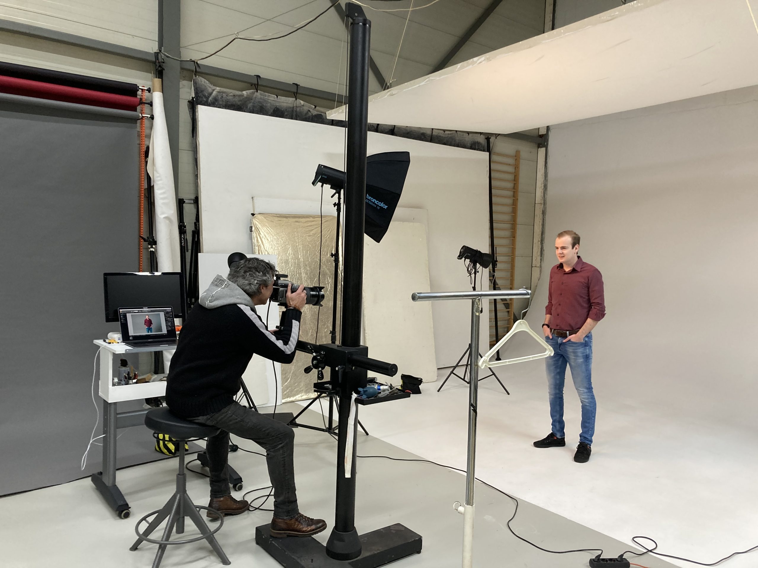 Behind the scenes - fotoshoot met medewerker