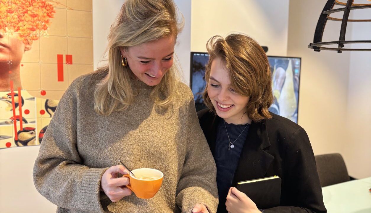 Jonneke en Diede over Employee Advocacy