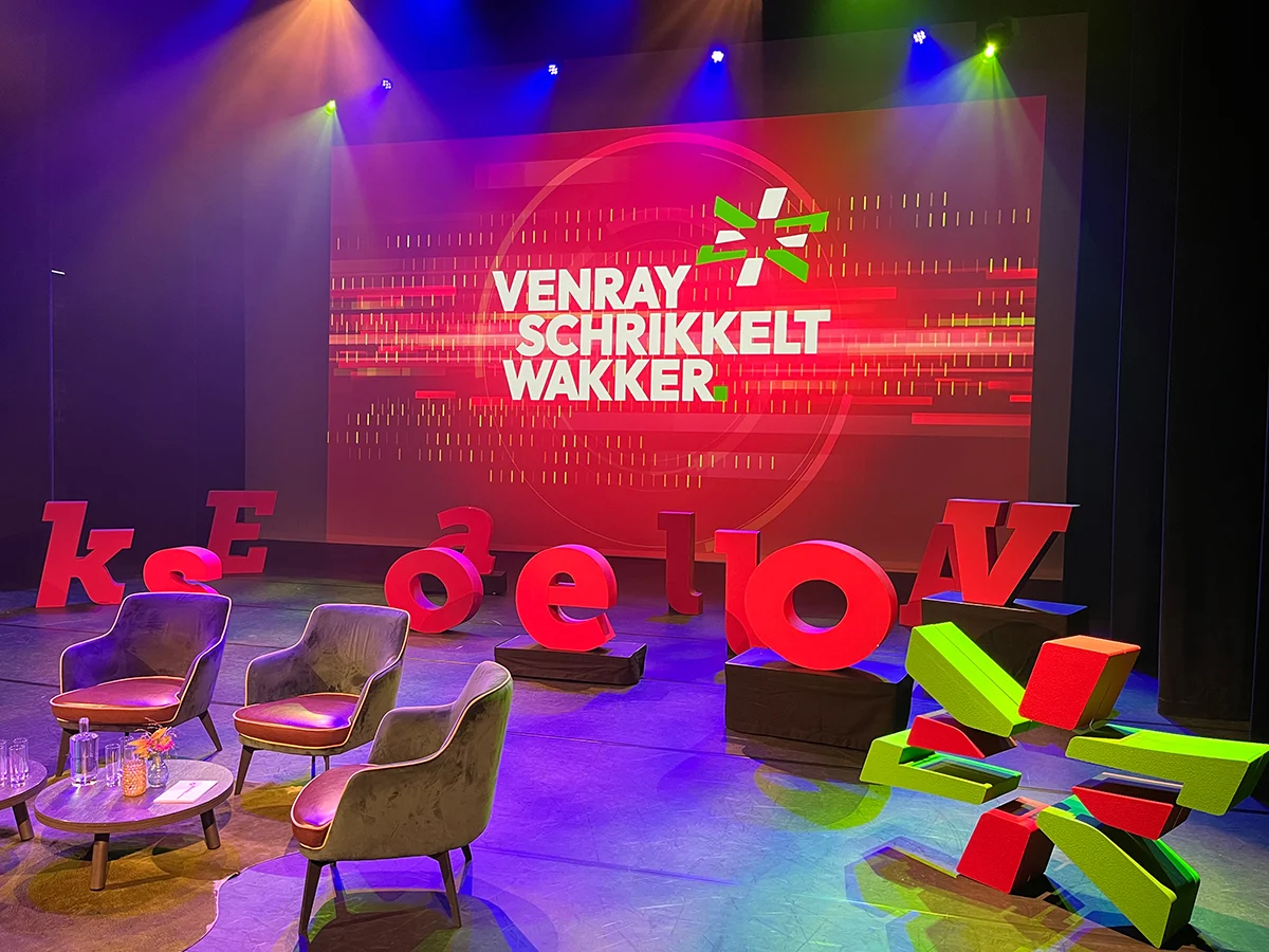 Gemeente venray letters op podium lancering campagne